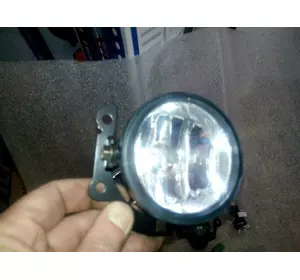 Фари протитуманні Mitsubishi L200 '16 - комплект з рамками Фари протитуманні Mitsubishi L200 '16 - комплект з рамками