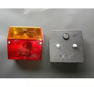 Ліхтар задній універсальний для легкового причепа MD-2 Ліхтар задній універсальний для легкового причепа MD-2