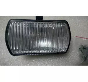 Протитуманна фара біле скло (прямокутна) Протитуманна фара біле скло (прямокутна)