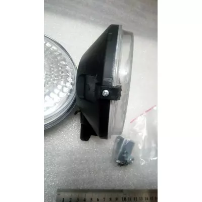 Фара кругла галогенна робоча 24В для тракторів, сільгосптехніки та спецмашин