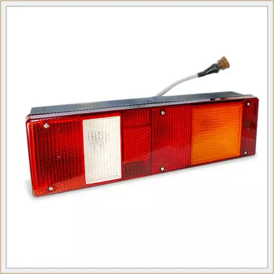 Ліхтар автомобільний задній правий F-404