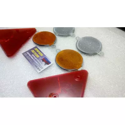 Комплект світловідбивачів катафотів легкового причепа