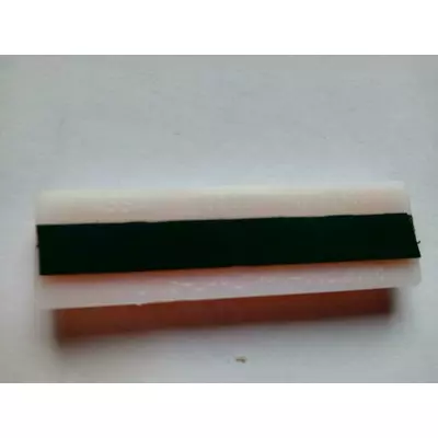 Помаранчевий світлоповертач С2 на крило легкового причепа